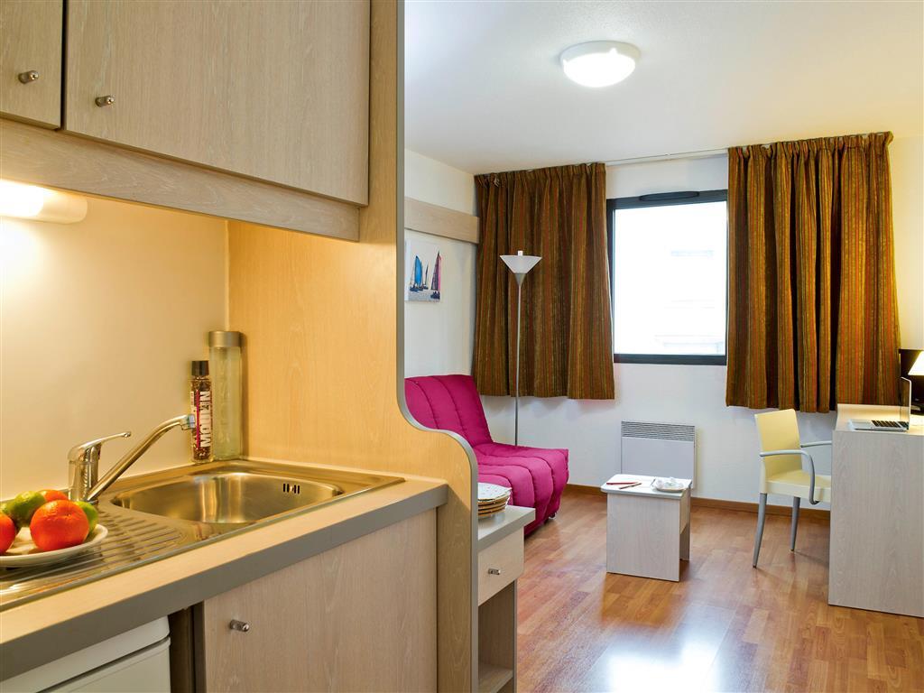 Aparthotel Adagio Access Rennes Centre Exterior photo