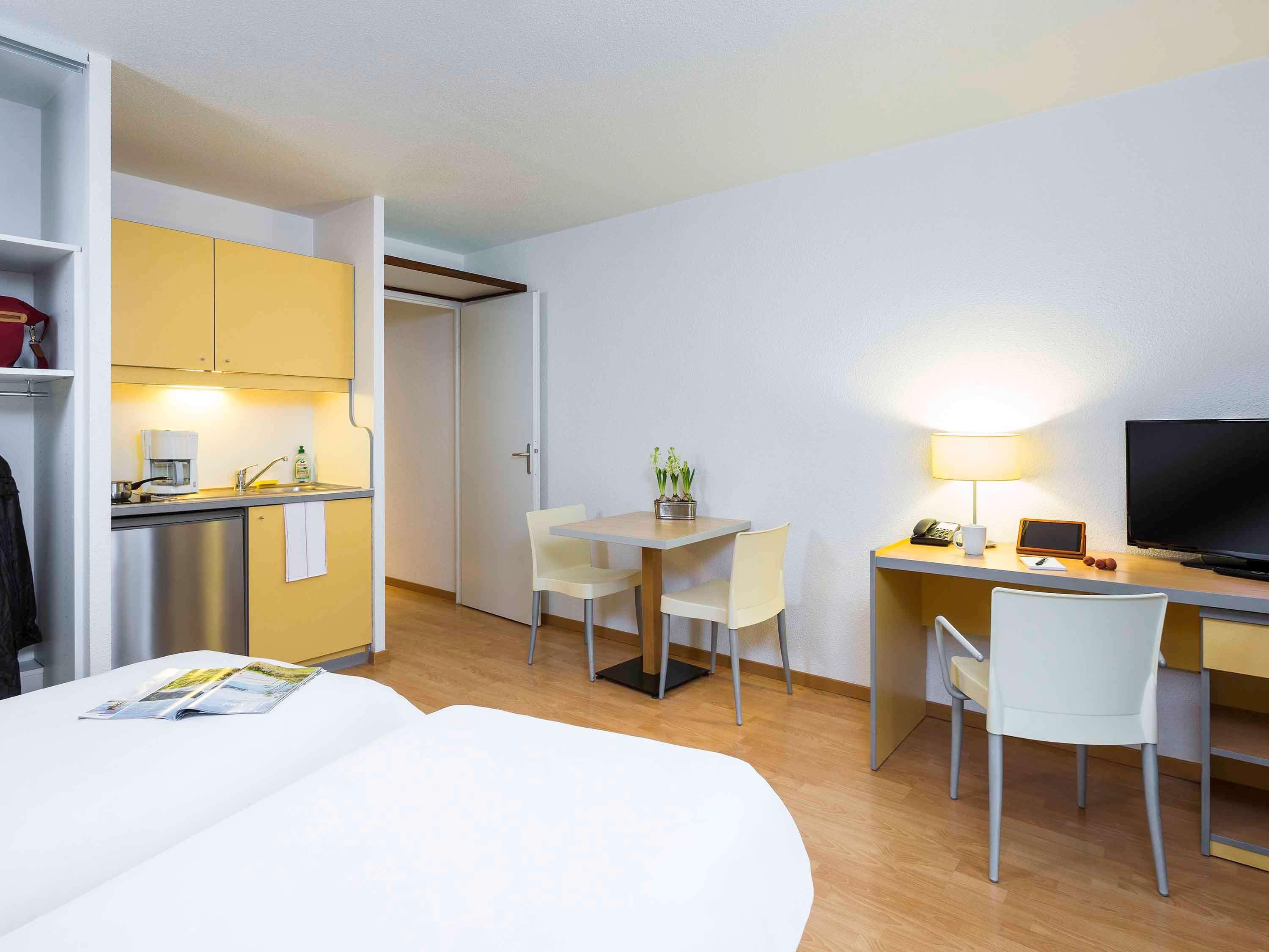 Aparthotel Adagio Access Rennes Centre Exterior photo