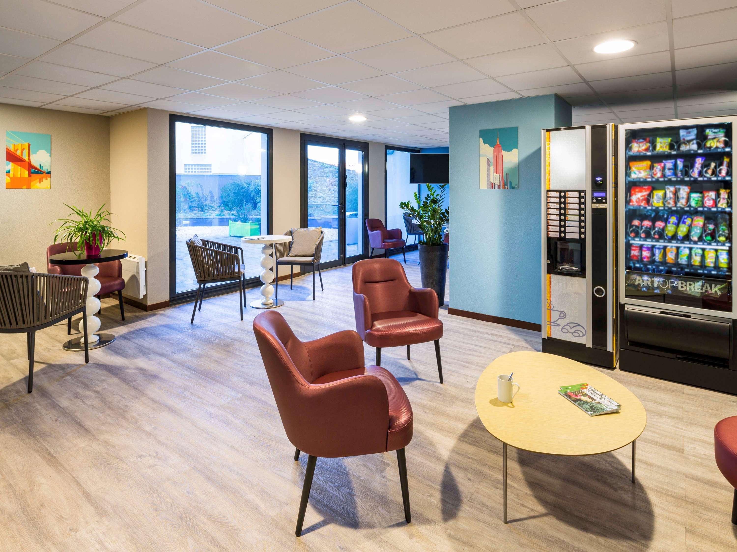 Aparthotel Adagio Access Rennes Centre Exterior photo