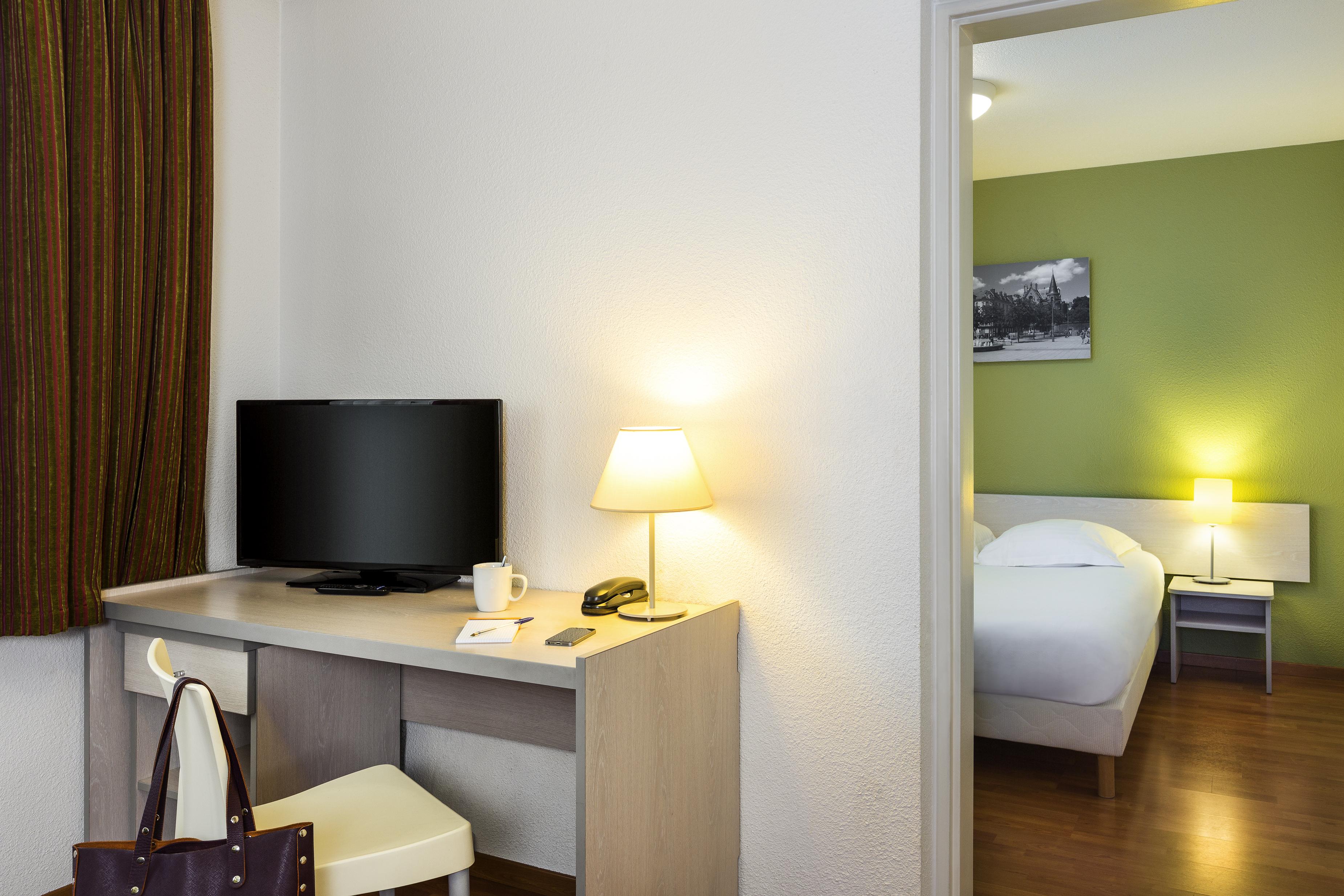 Aparthotel Adagio Access Rennes Centre Exterior photo