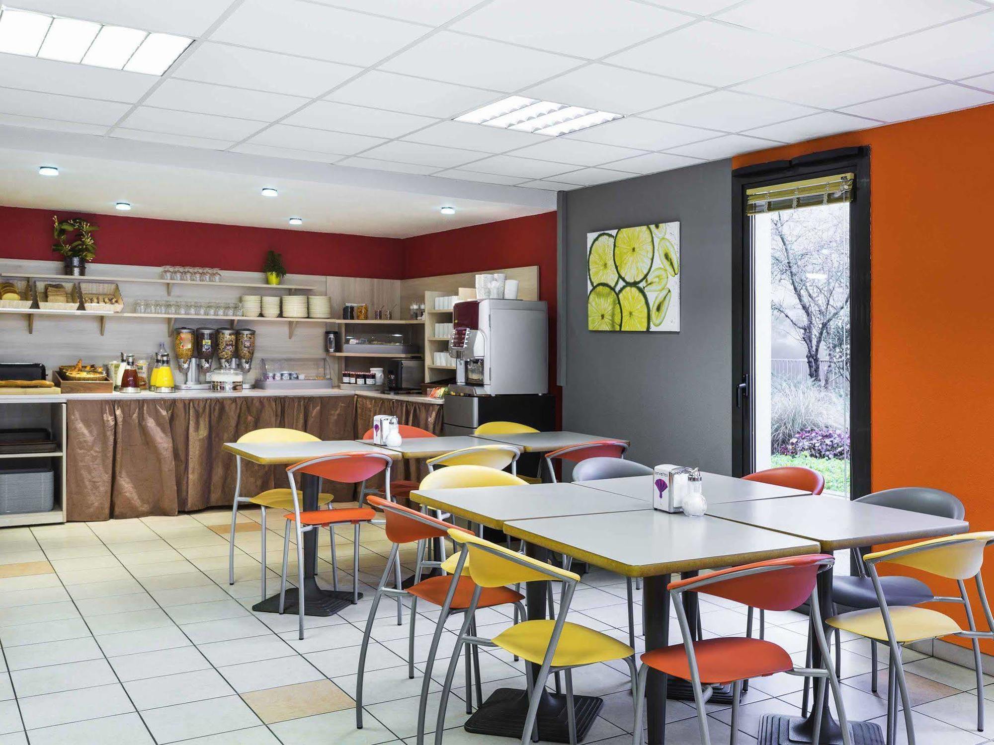 Aparthotel Adagio Access Rennes Centre Exterior photo